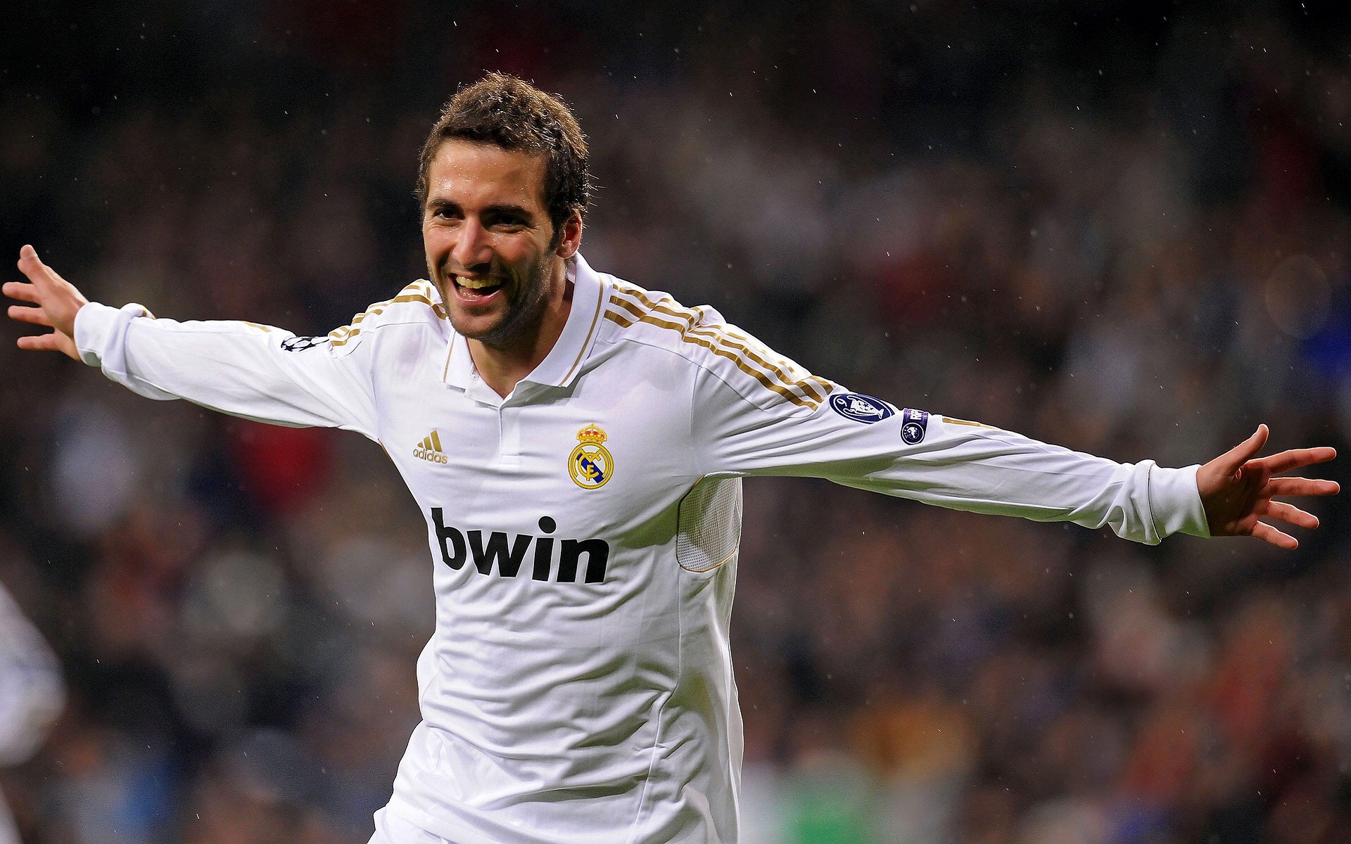 塞维利亚主场1-1战平阿拉维斯，连续5轮不胜，塞维利亚对阿拉维斯聚胜顽球汇